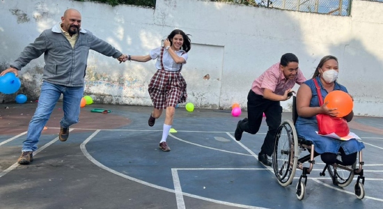 Alcaldía lidera estrategia para fortalecer lazos familiares entre padres e hijos