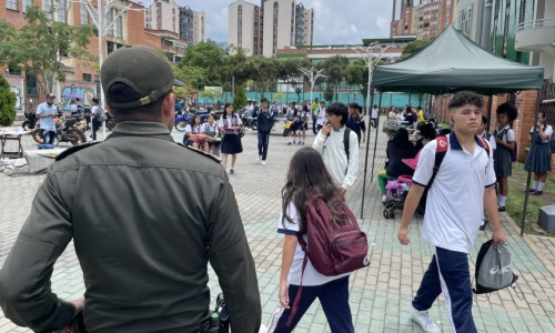 CAI Móvil refuerza la seguridad en la Calle de los Estudiantes