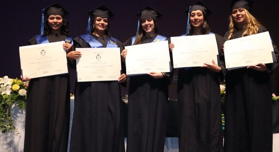 Estudiantes becadas por la Alcaldía cumplieron sus sueños de ser profesionales