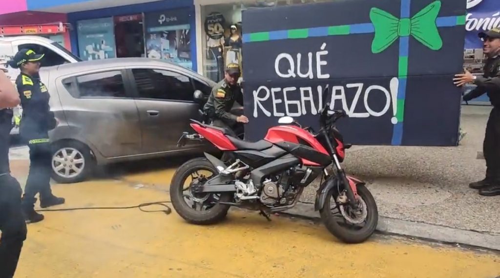 ¡Pilas! Que su motocicleta no se convierta en un regalo para los delincuentes