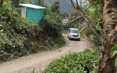 El servicio de transporte escolar lleva bienestar a más 600 alumnos del Colegio Vijagual