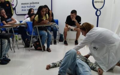 20 jóvenes barristas de Bucaramanga se graduaron en Primeros Auxilios
