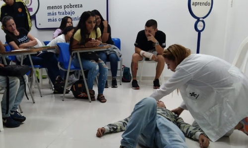 20 jóvenes barristas de Bucaramanga se graduaron en Primeros Auxilios