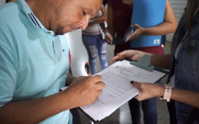 18 vendedores pasaron de las calles a la formalidad