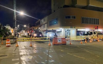 Se están tapando los huecos de la carrera 21 ¡Durante 20 días habrán cierres viales nocturnos!