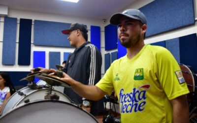 Al ritmo de la murga, le apostamos a la inclusión social de los barristas de Bucaramanga