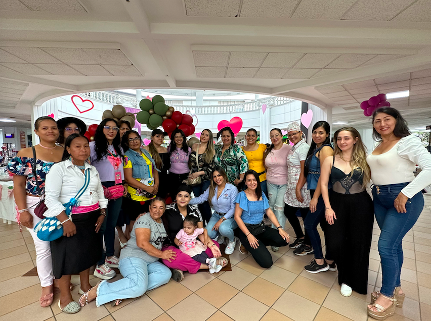 Bucaramanga inauguró el primer centro comercial violeta, un espacio seguro para mujeres