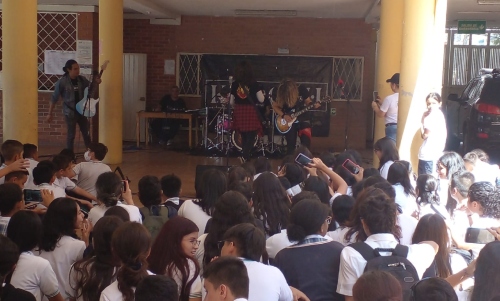 ‘Sí al rock, no al bullying’, así se conmemoró el Día Internacional contra el Acoso Escolar