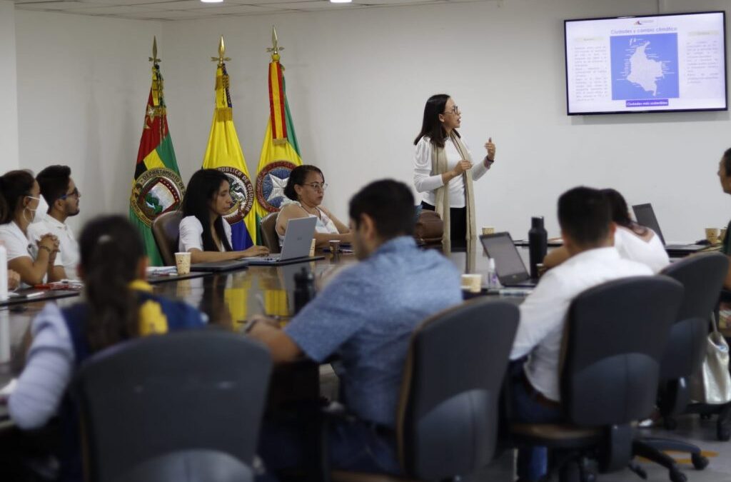 Bucaramanga entregó los resultados de la estrategia de descarbonización de Ciudades Capitales