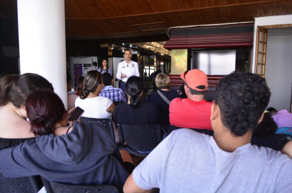 Así se vivió el taller «Pautas de Crianza» en las Comisarías de Familia