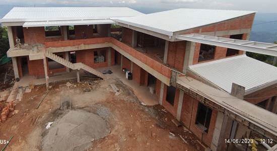 El lujoso colegio que se construye en el campo bumangués