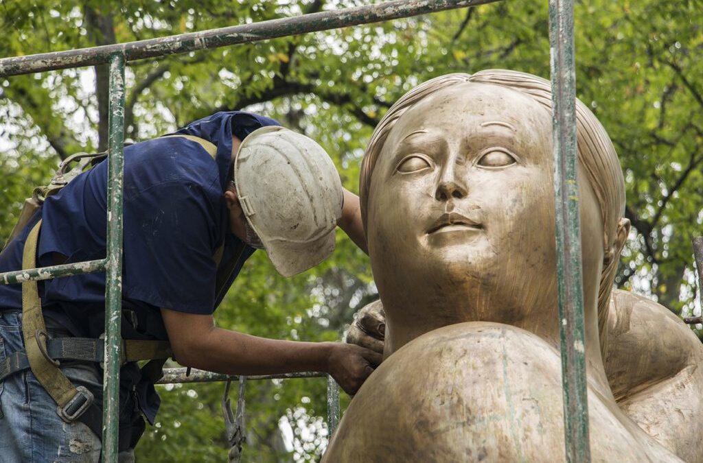 Inició la restauración de la ‘Gorda de Botero’ ubicada en el Parque San Pío