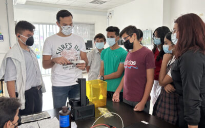 El curso de Diseño e Impresión 3D que toman gratuitamente estudiantes del Colegio Santander