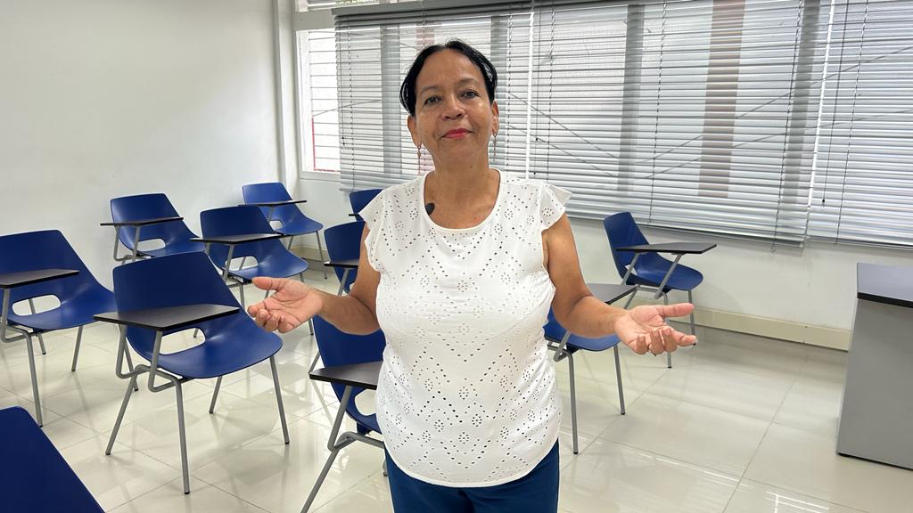 Lilia Suárez, la madre cabeza de hogar que ha realizado más de 15 cursos en los Puntos Digitales