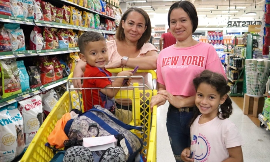 30 familias en condición de vulnerabilidad recibieron bonos redimibles del éxito
