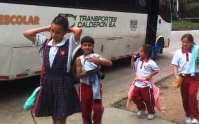 Con transporte escolar, Colegio Claveriano evitó deserción de estudiantes