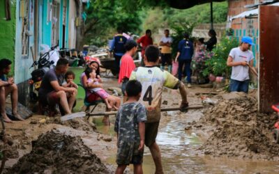Damnificados por lluvias reciben ayudas humanitarias
