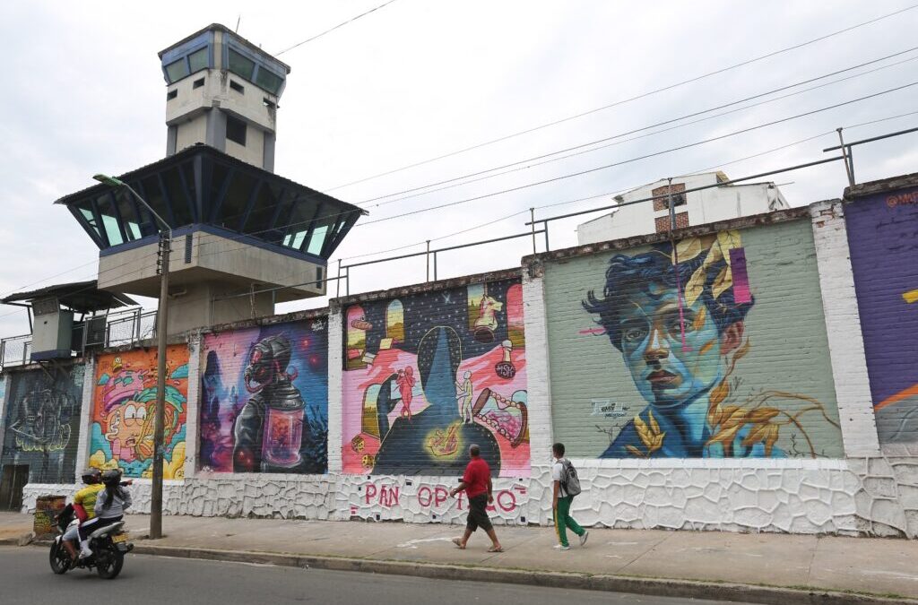 Así quedó la fachada de la Cárcel Modelo de Bucaramanga