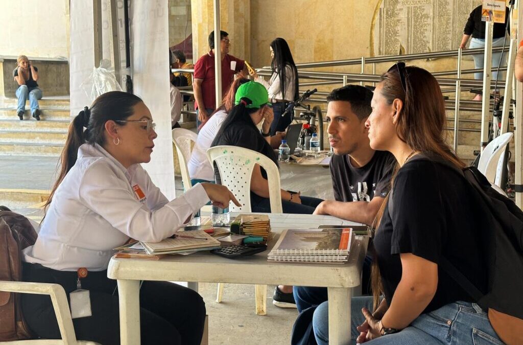 Más de 200 personas visitaron la Feria Inmobiliaria 2023