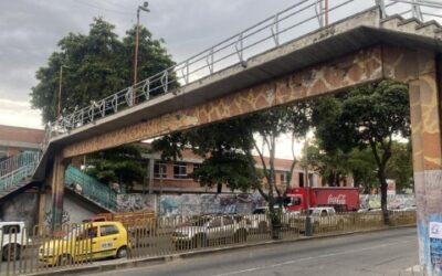 ¡Confirmado! Esta noche se demolerá el puente peatonal de la carrera novena