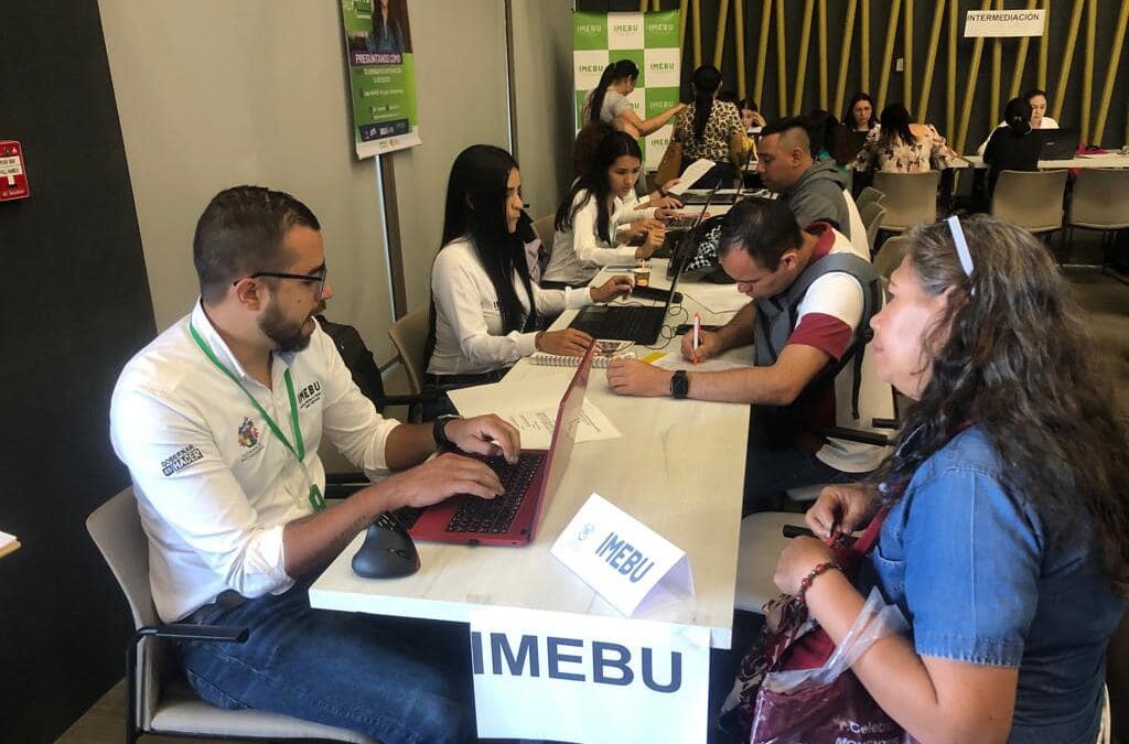 Cerca de cinco mil personas encontraron empleo con el IMEBU