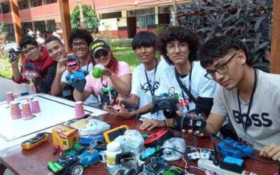 Colegio INEM y Politécnico ganaron campeonato de robótica en Perú