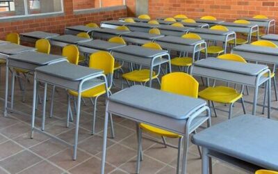 Llegó el mobiliario para dotar las instalaciones del colegio Camacho Carreño