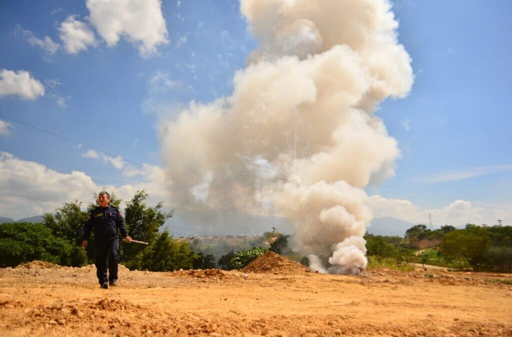 Más de 300 kilogramos de pólvora fueron destruidos por las autoridades