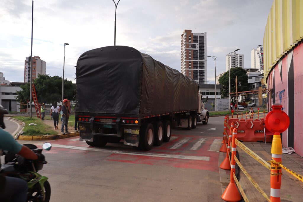 Esta reapertura a una calzada es una medida que se toma en función de mejorar la movilidad tras falla técnica por construcción privada