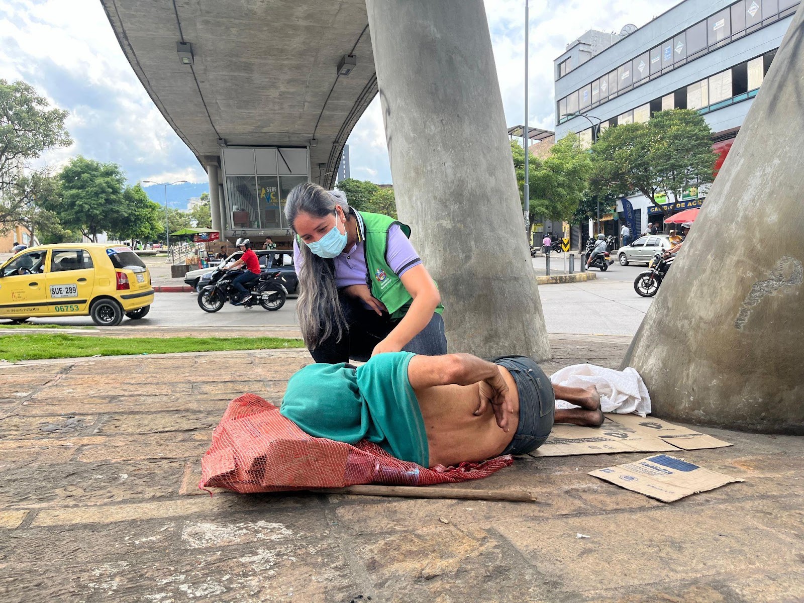 Realizamos jornada de bienestar para la población en habitanza en calle