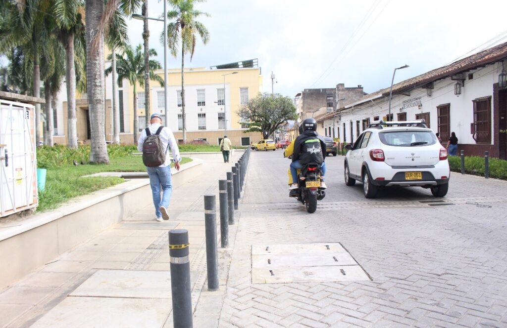 Cierres viales en el centro de Bucaramanga.