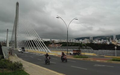 Alcaldía inicia mantenimiento de luminarias en Puente de la Novena
