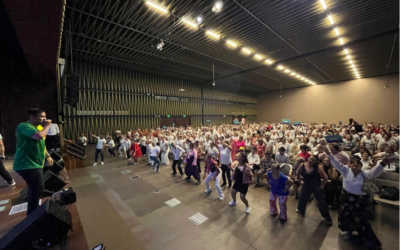 1000 mujeres mayores fueron homenajeadas en su día