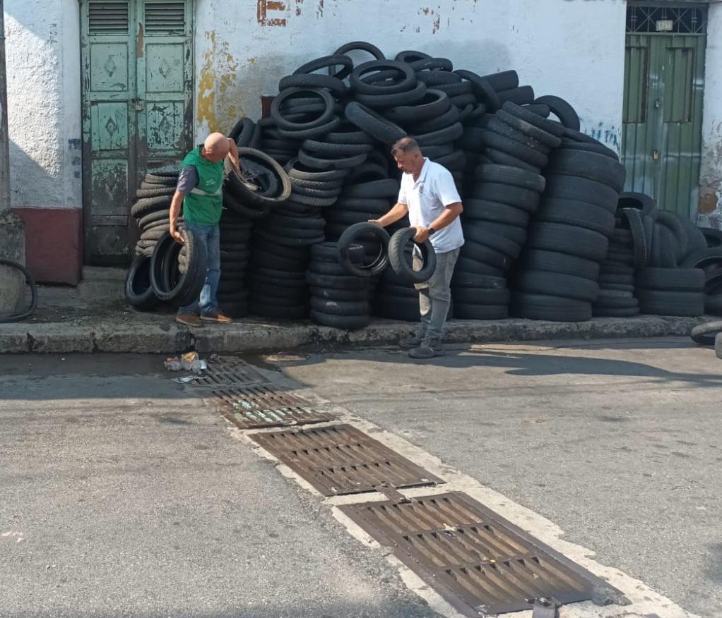 Acciones para mitigar el dengue en Bucaramanga.