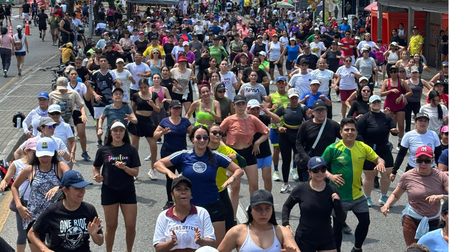 La Recreovía, el plan dominical que reúne a más de 15.000 bumangueses en torno a la vida activa y saludable.