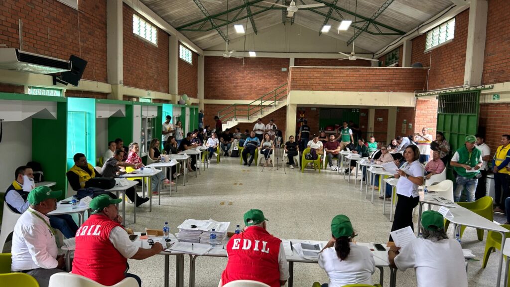 Secretaría de Educación presentó avances ante la Junta de Acción Local de la comuna 4