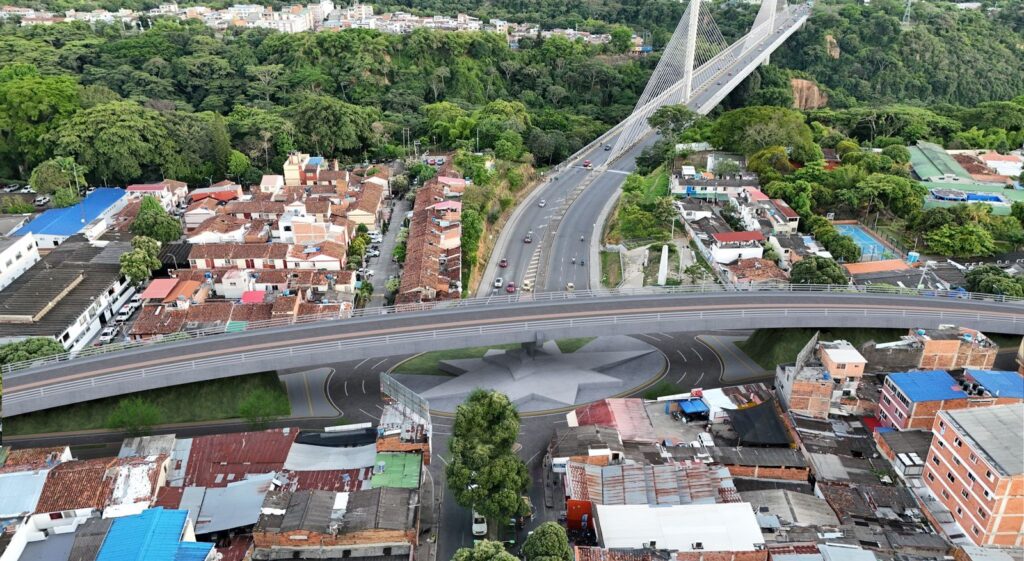 Lanzamiento de megaobras en Bucaramanga: soluciones definitivas a una década de atraso vial