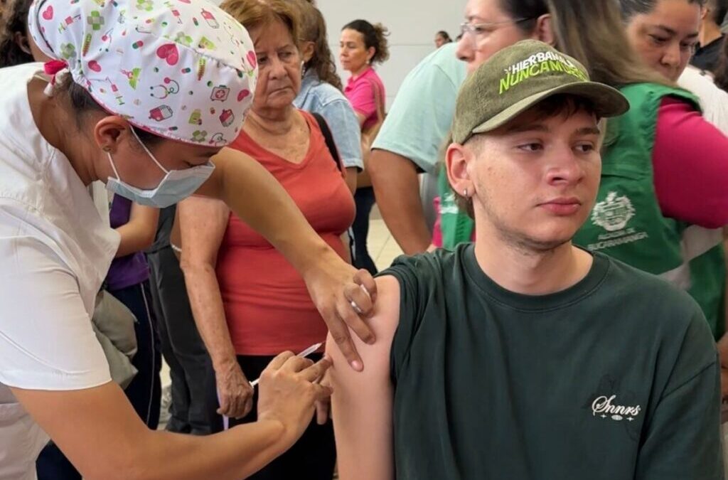 Más de 3 mil bumangueses se han vacunado este mes contra la fiebre amarilla