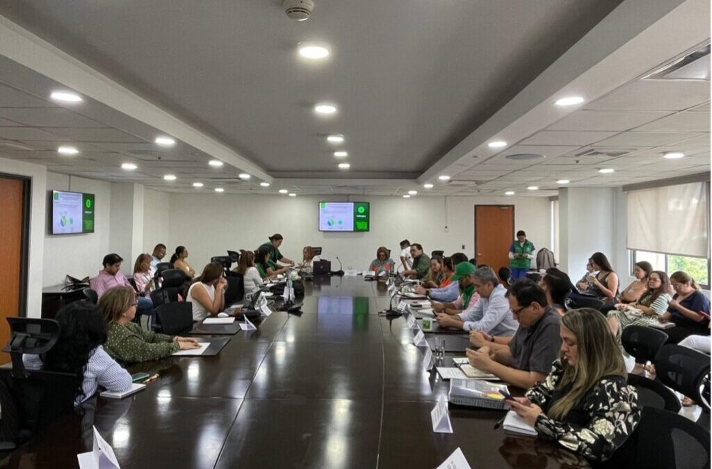 Bucaramanga avanza en su Política Pública de Discapacidad: actores claves se reúnen en el Tercer Comité Municipal de 2025