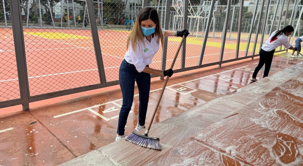 Funcionarios se pusieron la camiseta por Bucaramanga