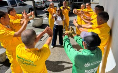Clase EMAjistral en plena calle