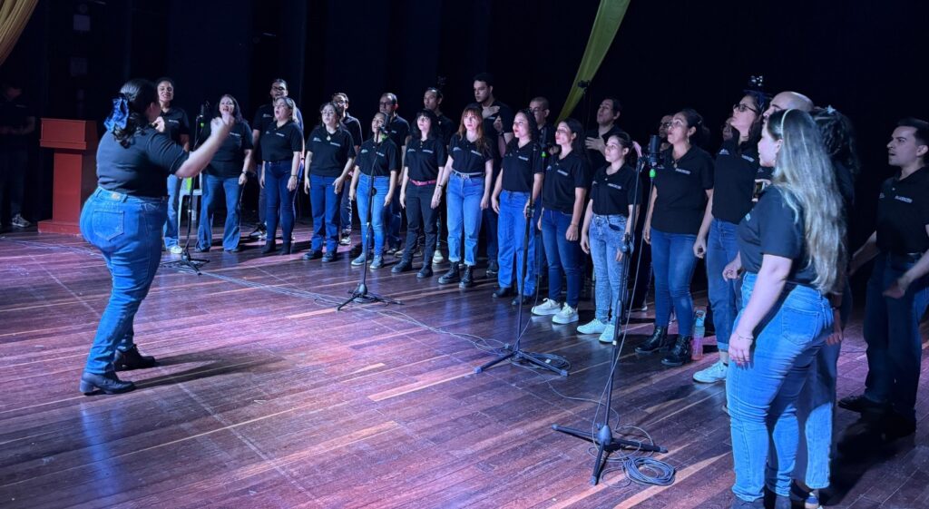 El talento coral y solista de la EMA brilló