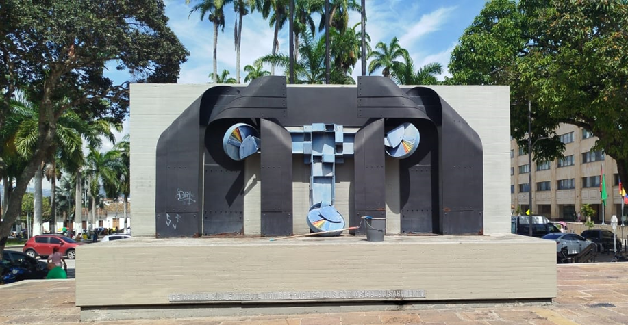 Monumentos de Bucaramanga reciben primeros auxilios