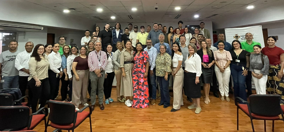 Bucaramanga da inicio a la formulación de la Política Pública de legalización de barrios