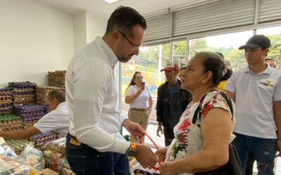 Arrancó la entrega de 3 mil mercados a población vulnerable
