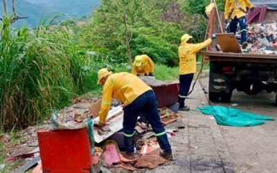 La Empresa de Aseo de Bucaramanga inició la intervención de 150 puntos críticos