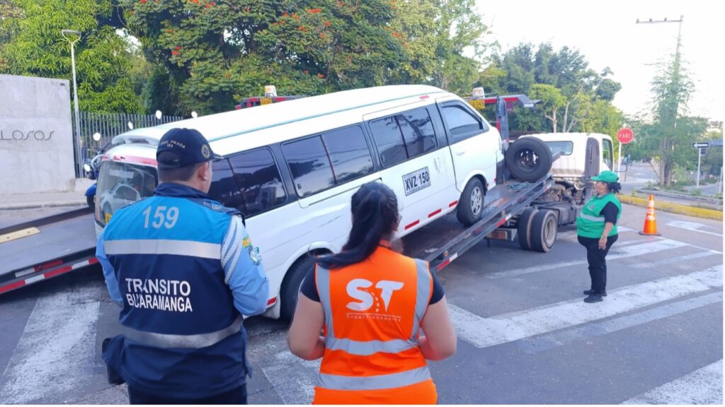 Controles de movilidad refuerzan la seguridad vial escolar en Bucaramanga