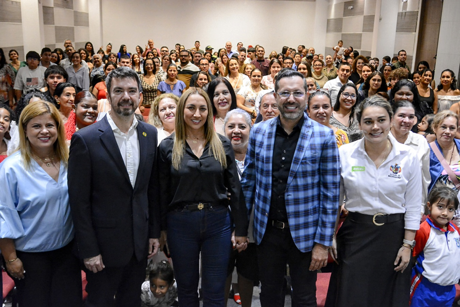 372 nuevos emprendedores impulsan la economía popular