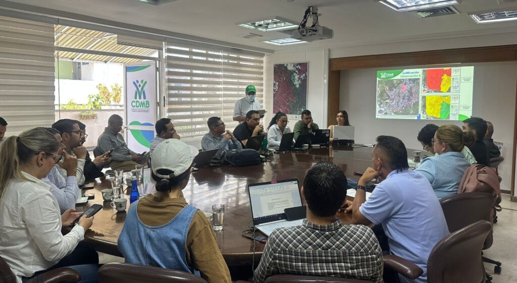 Secretaría de Planeación continúa trabajo articulado para avanzar en la legalización de barrios mediante estudios de AVR