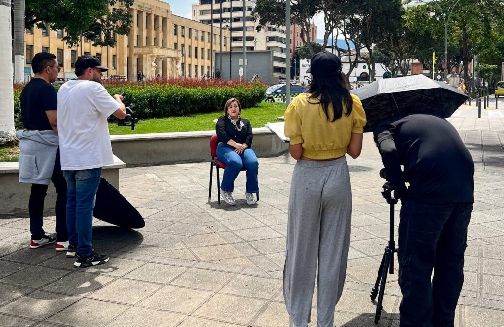 Alcaldía y Extituto de Política Abierta trabajan en documental